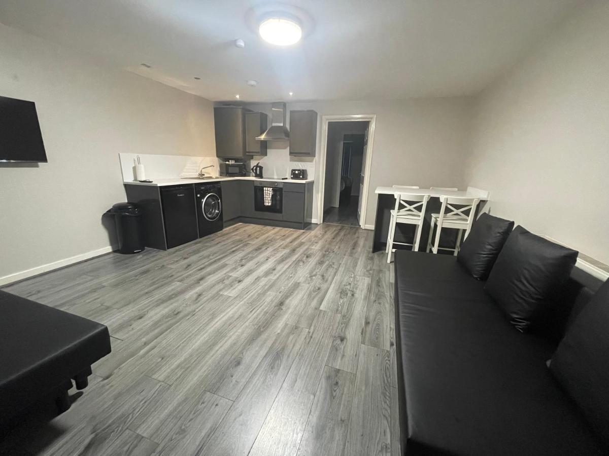 Mays Apartments - 147-153 Mill Street, Free Parking, 5 Minute Walk To Baltic Market And City Centre - Apartments Sleep 1-6 Guests Liverpool Eksteriør billede